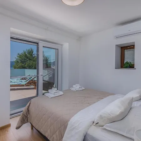 Apartament Alexandra Bakarac