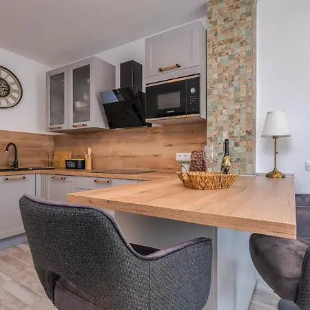 Alexandra Apartament Bakarac