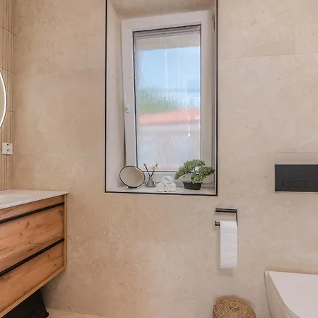 Apartament Alexandra Bakarac