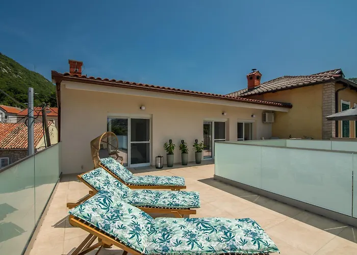 Διαμέρισμα Alexandra *